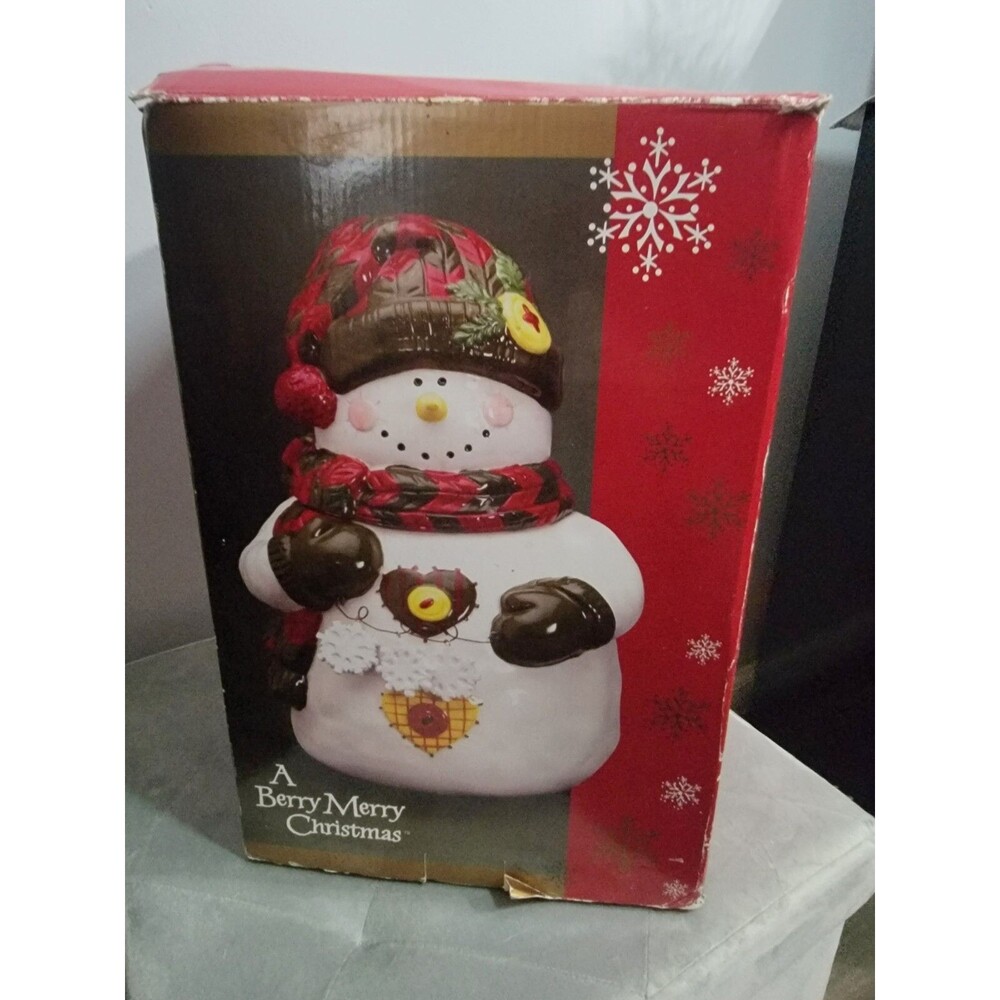 American Greetings Carlton Cards Berry Merry Christmas Snowman Cookie Jar Farm‎